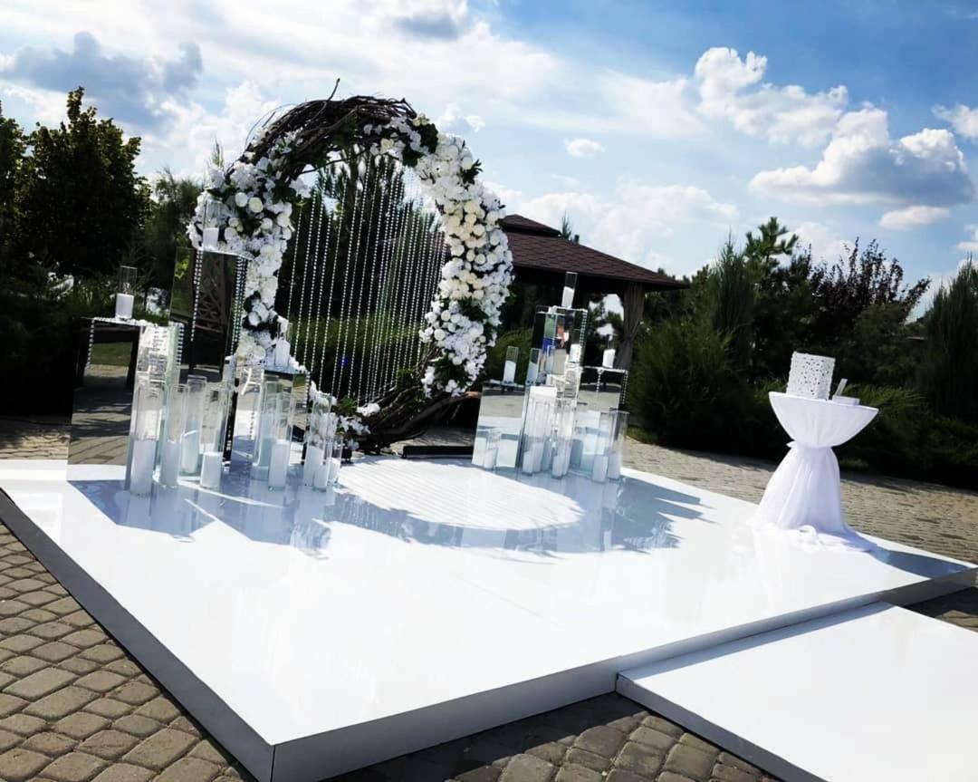 Ostrov River Club Novoselovka  Dış mekan fotoğraf